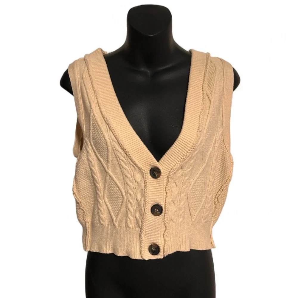 Free people denson cable knit vest size large - Picture 4 of 10